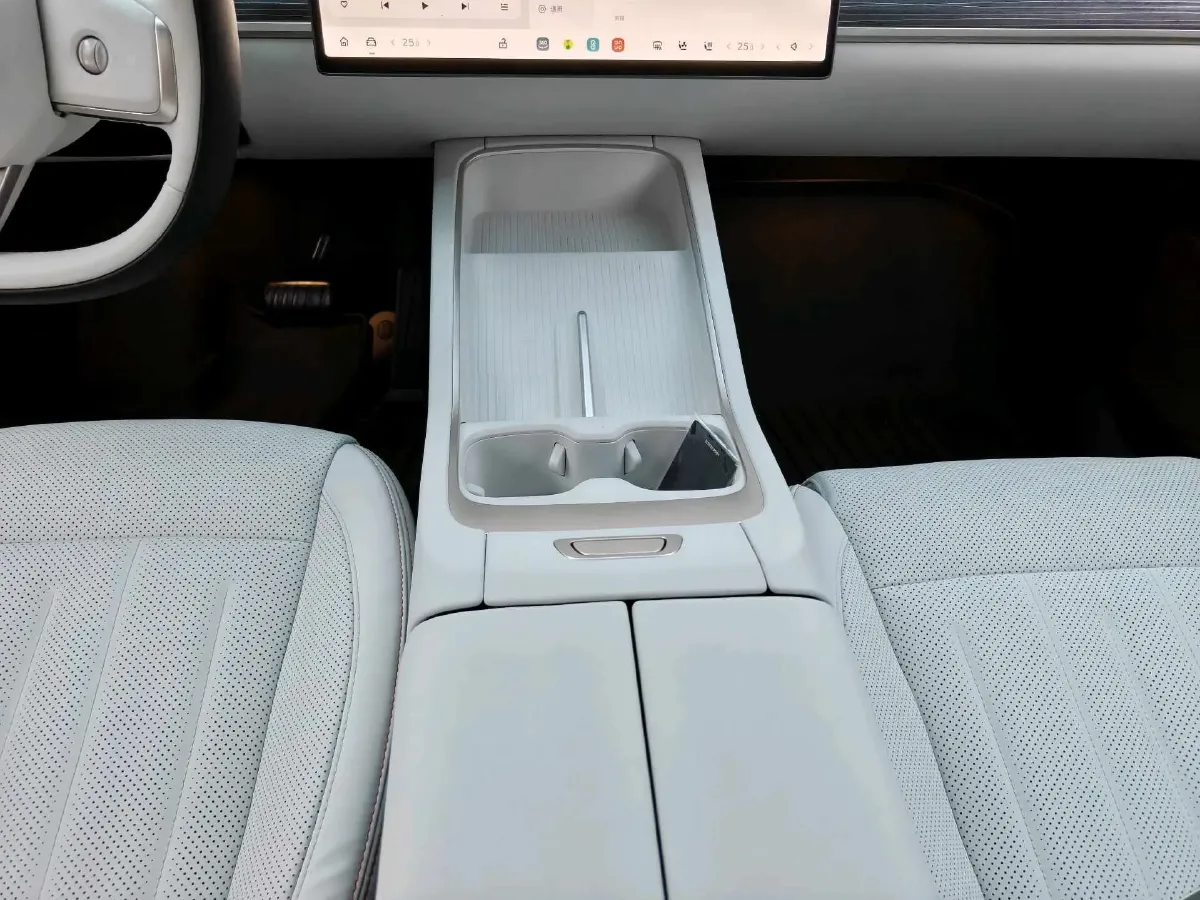2024 ONVO L60 BEV 85KWH,autocango,china used car exporter,china ev exporter,chinese used car exporter,chinese used ev exporter