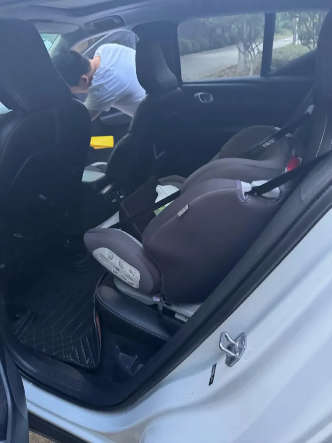 2020 Volvo XC40 1.5T 163HP L3 8AT,autocango,china used car exporter,china ev exporter,chinese used car exporter,chinese used ev exporter