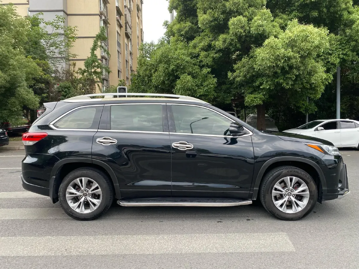 2018 Toyota Highlander 2.0T 220HP L4 6AT,autocango,china used car exporter,china ev exporter,chinese used car exporter,chinese used ev exporter