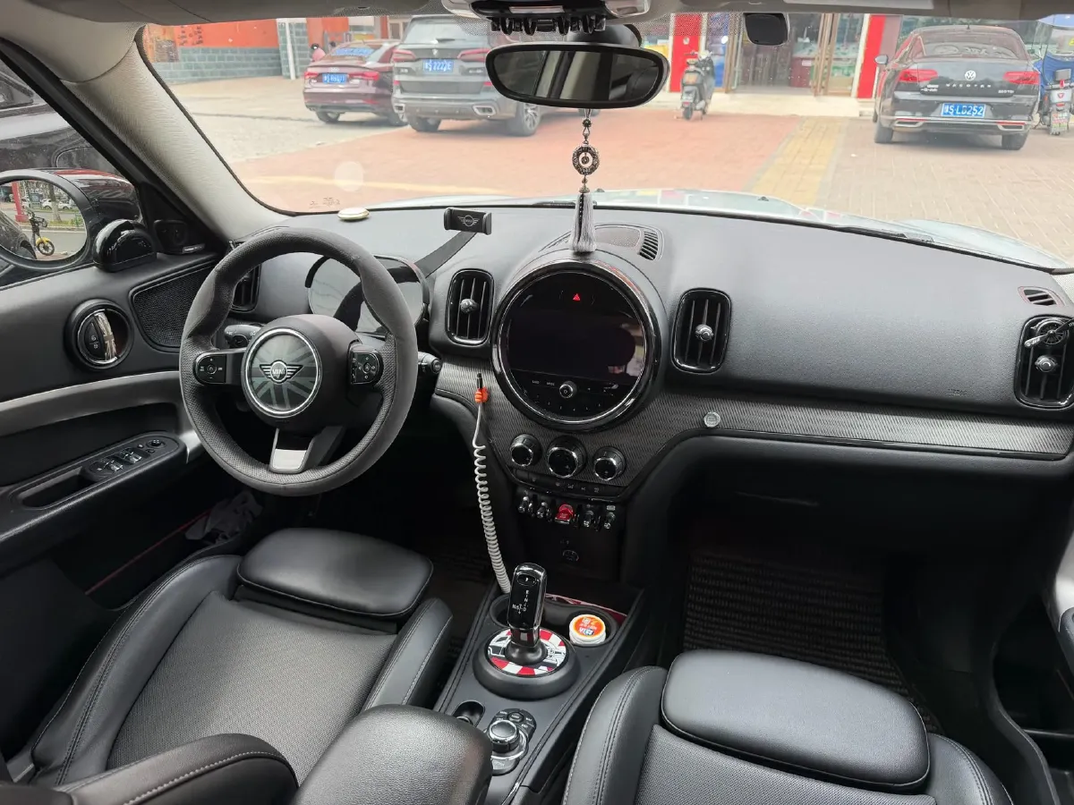 2022 MINI COUNTRYMAN 2.0T 192HP L4 8AT,autocango,china used car exporter,china ev exporter,chinese used car exporter,chinese used ev exporter