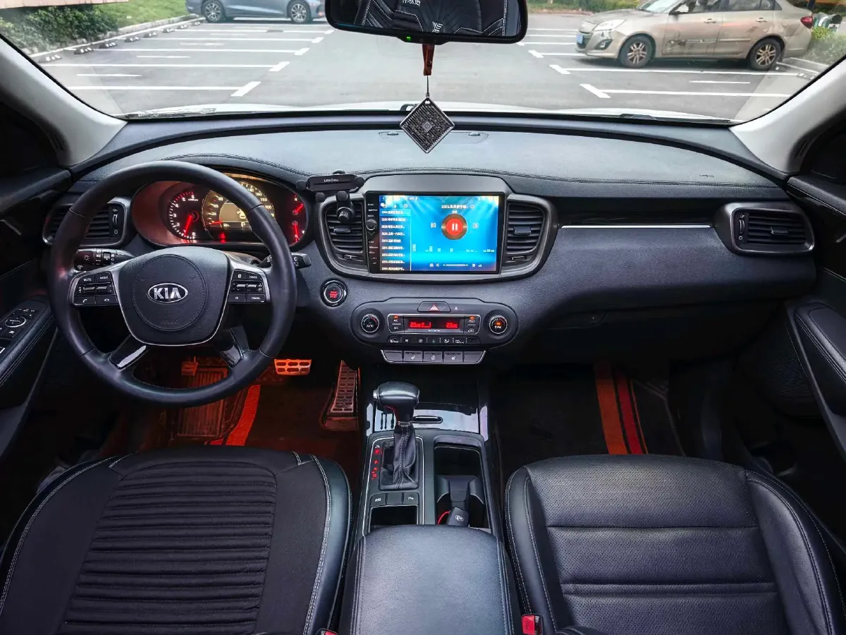 2018 Kia Sorento 2.0T 185HP L4 6AT,autocango,china used car exporter,china ev exporter,chinese used car exporter,chinese used ev exporter