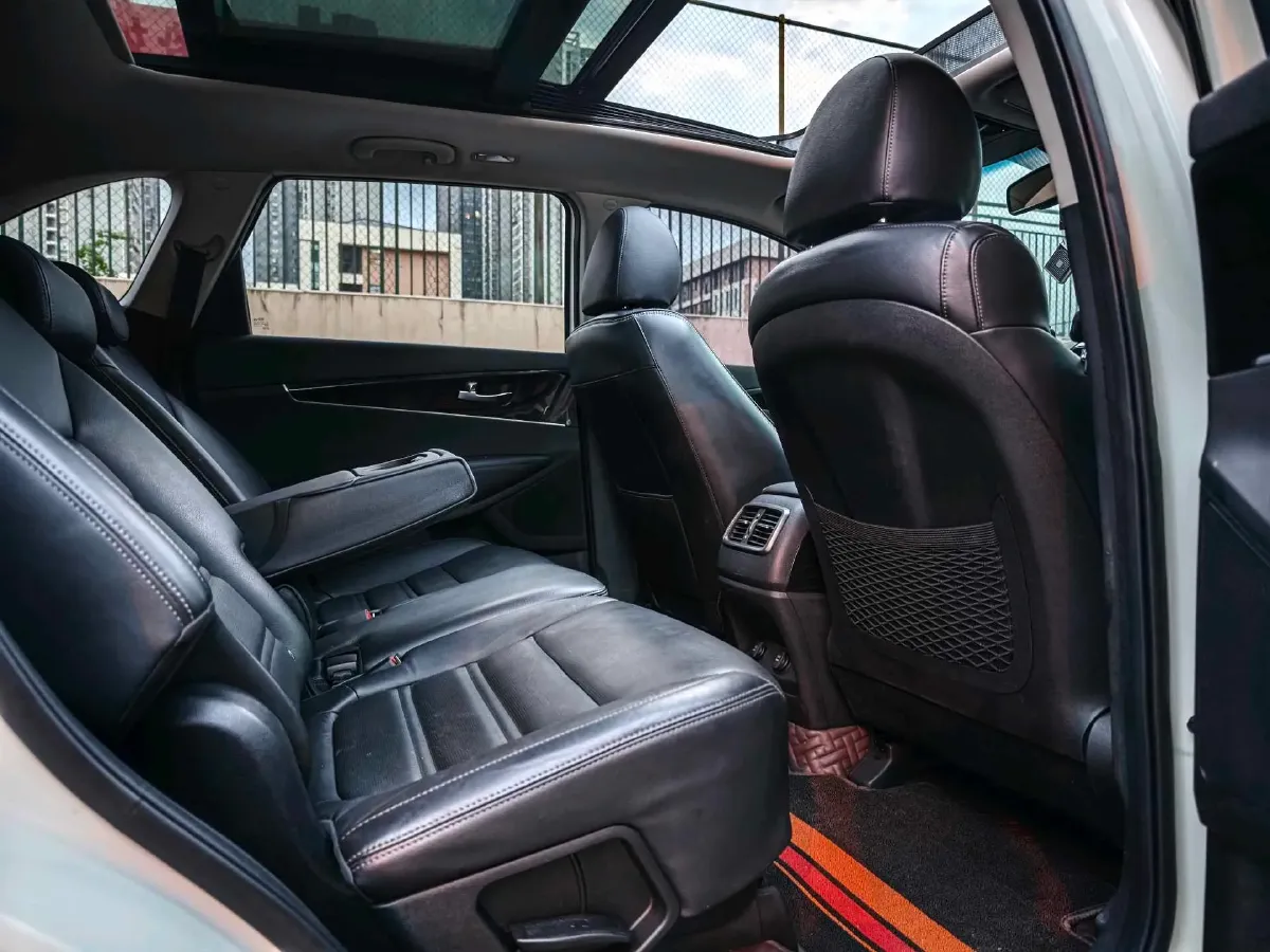 2018 Kia Sorento 2.0T 185HP L4 6AT,autocango,china used car exporter,china ev exporter,chinese used car exporter,chinese used ev exporter
