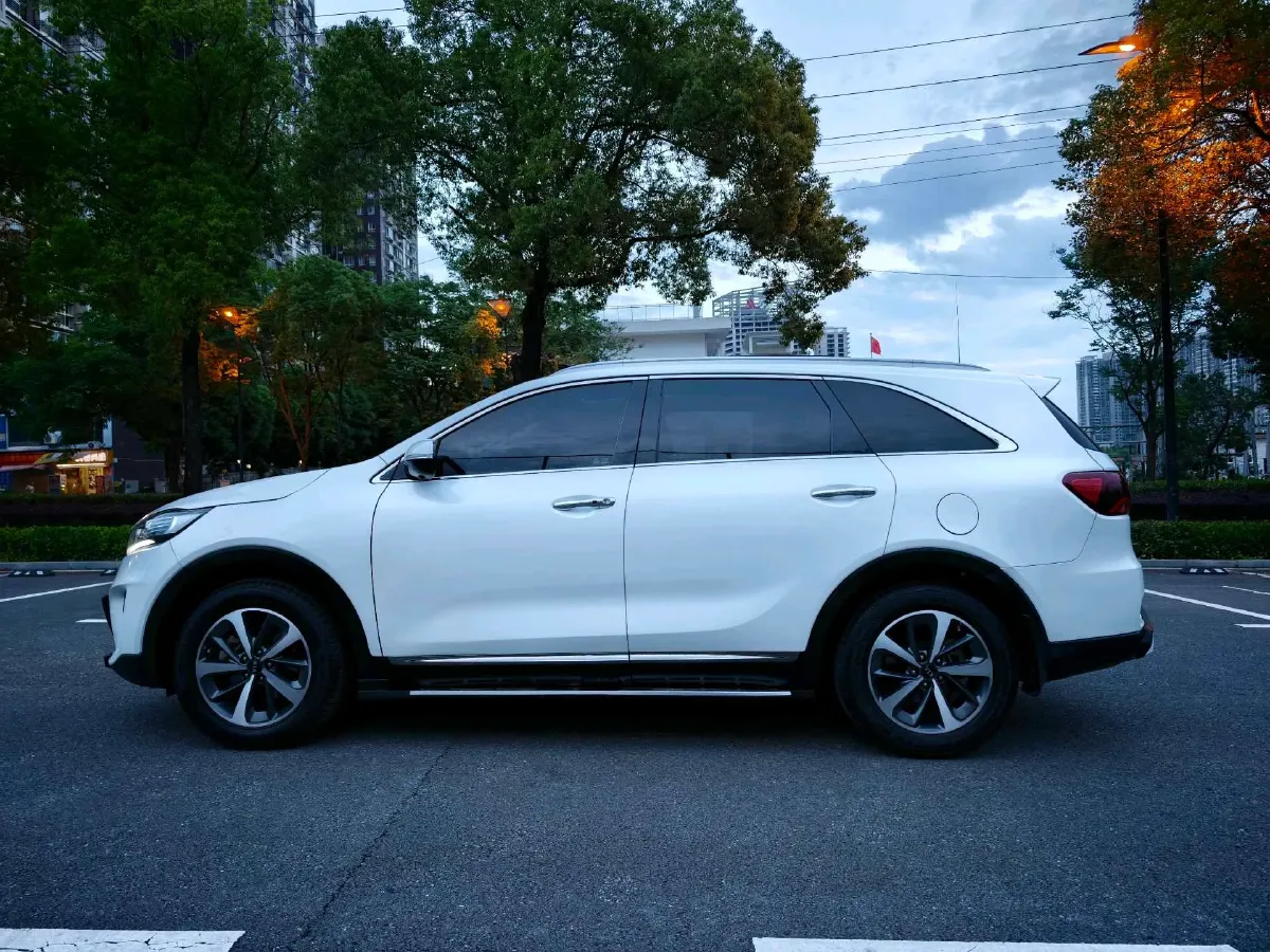 2018 Kia Sorento 2.0T 185HP L4 6AT,autocango,china used car exporter,china ev exporter,chinese used car exporter,chinese used ev exporter