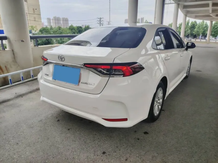 2021 Toyota Corolla 1.2T 116HP L4 CVT,autocango,china used car exporter,china ev exporter,chinese used car exporter,chinese used ev exporter
