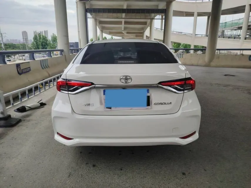 2021 Toyota Corolla 1.2T 116HP L4 CVT,autocango,china used car exporter,china ev exporter,chinese used car exporter,chinese used ev exporter
