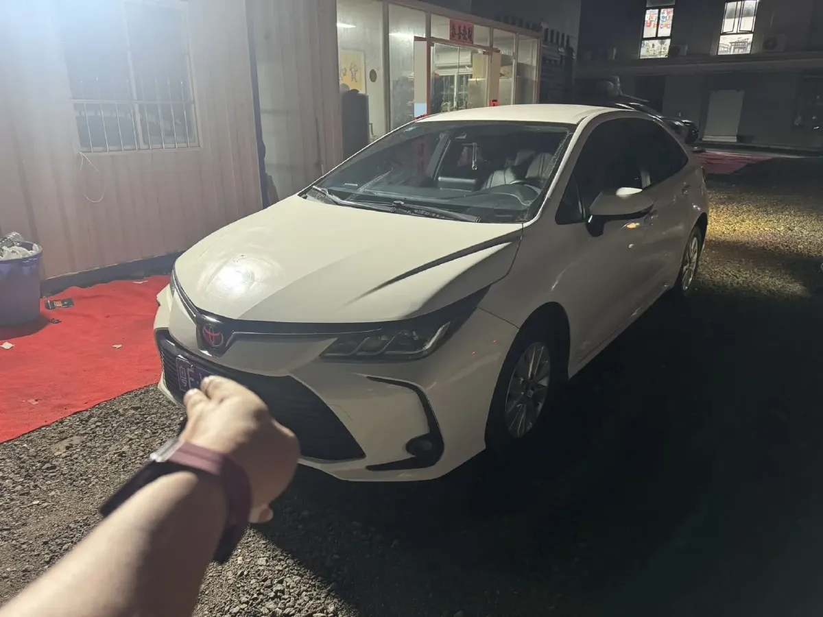 2021 Toyota Corolla 1.2T 116HP L4 CVT,autocango,china used car exporter,china ev exporter,chinese used car exporter,chinese used ev exporter