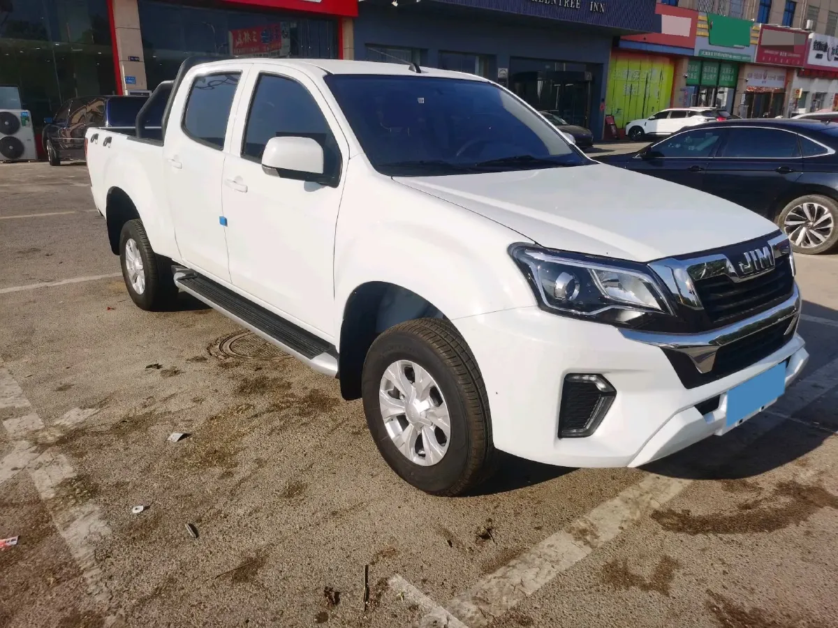 2023 Isuzu RE-MAX Jim 2.5T 143HP L4 6MT,autocango,china used car exporter,china ev exporter,chinese used car exporter,chinese used ev exporter