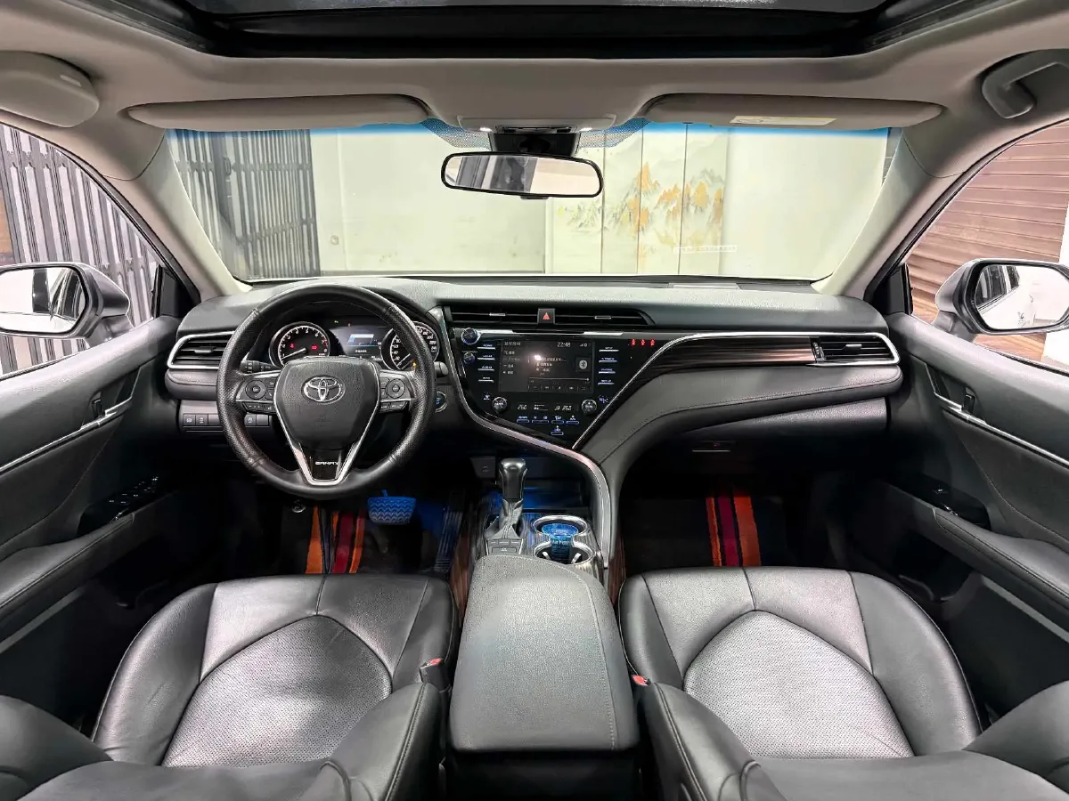 2018 Toyota Camry 2.5L 209HP L4 8AT,autocango,china used car exporter,china ev exporter,chinese used car exporter,chinese used ev exporter