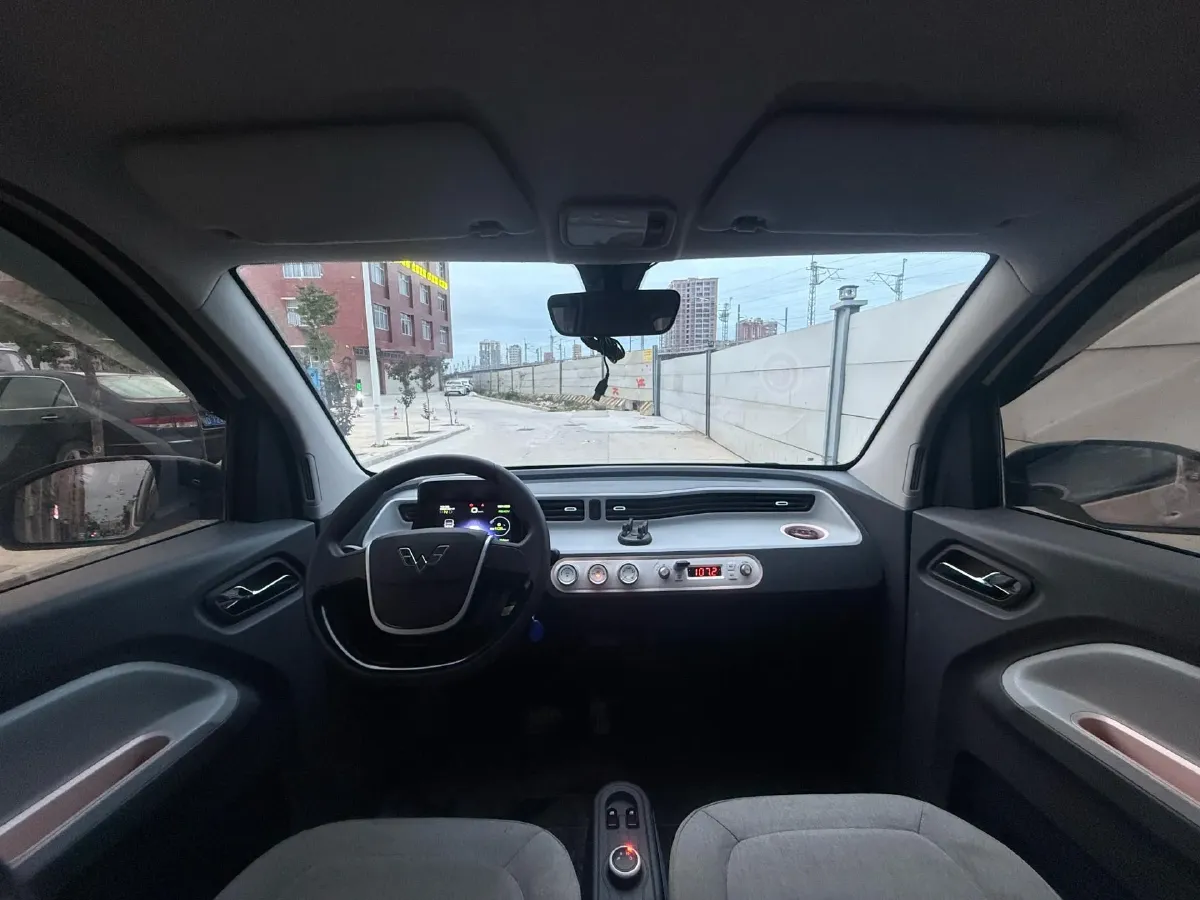 2020 WuLing HongGuang MINI EV BEV 9.3KWH,autocango,china used car exporter,china ev exporter,chinese used car exporter,chinese used ev exporter