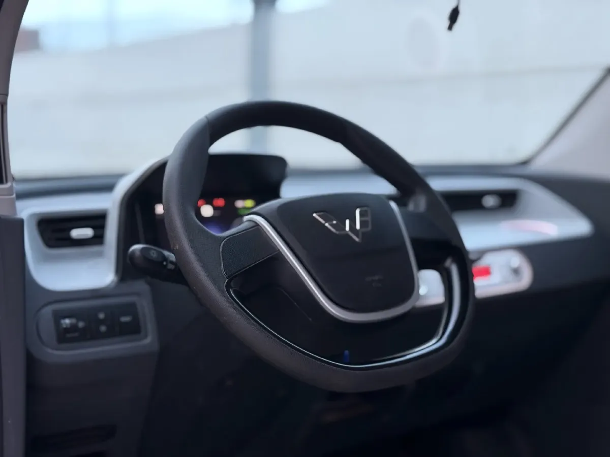 2020 WuLing HongGuang MINI EV BEV 9.3KWH,autocango,china used car exporter,china ev exporter,chinese used car exporter,chinese used ev exporter