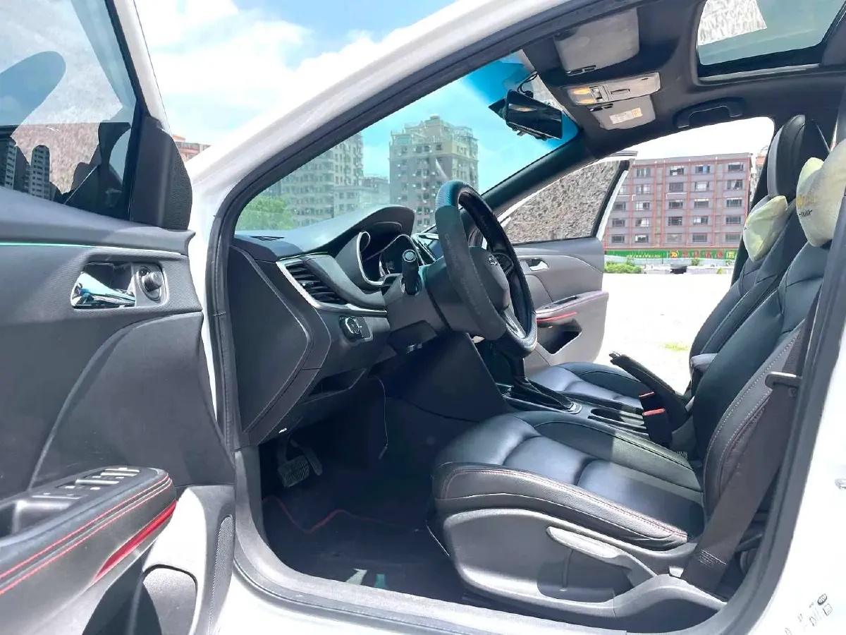 2020 Chevrolet Monza 1.3T 163HP L3 6AT,autocango,china used car exporter,china ev exporter,chinese used car exporter,chinese used ev exporter