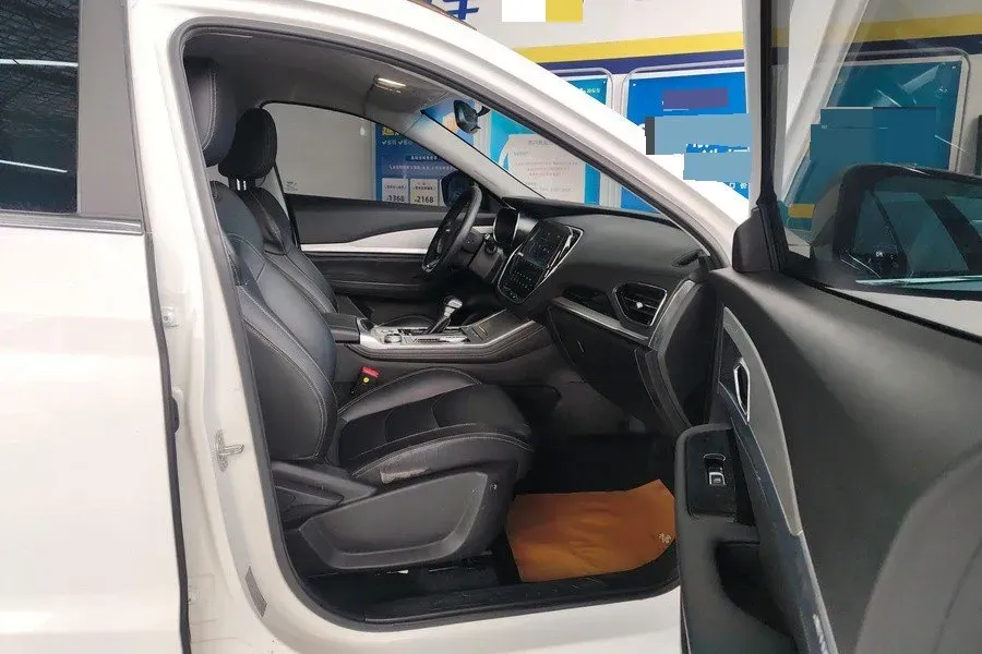 2020 Jetour X70 1.5T 156HP L4 6DCT,autocango,china used car exporter,china ev exporter,chinese used car exporter,chinese used ev exporter
