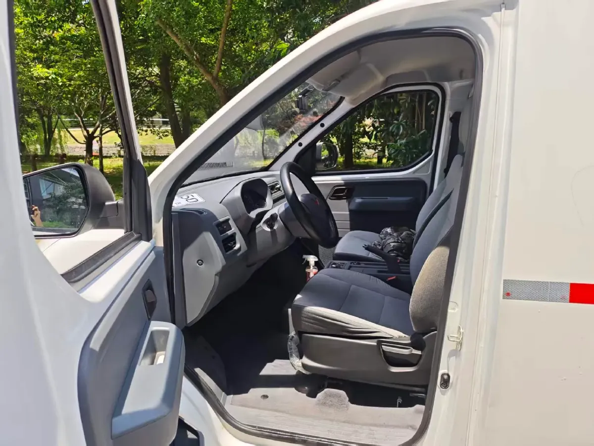 2024 WuLing YangGuang BEV 31.9KWH,autocango,china used car exporter,china ev exporter,chinese used car exporter,chinese used ev exporter