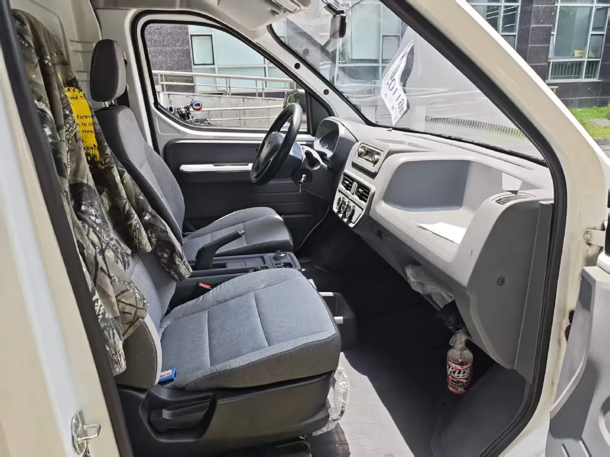 2024 WuLing YangGuang BEV 31.9KWH,autocango,china used car exporter,china ev exporter,chinese used car exporter,chinese used ev exporter