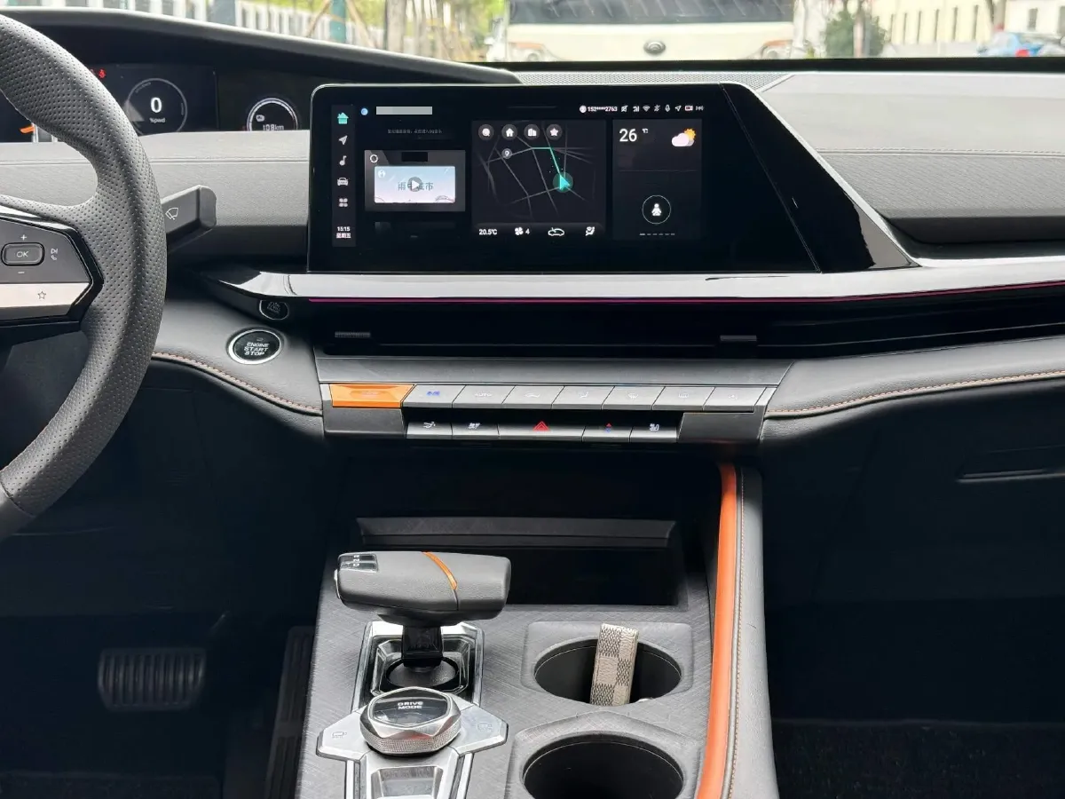 2023 ChangAn UNI-V iDD 1.5T 170HP L4 6TCT PHEV 18.4KWH,autocango,china used car exporter,china ev exporter,chinese used car exporter,chinese used ev exporter