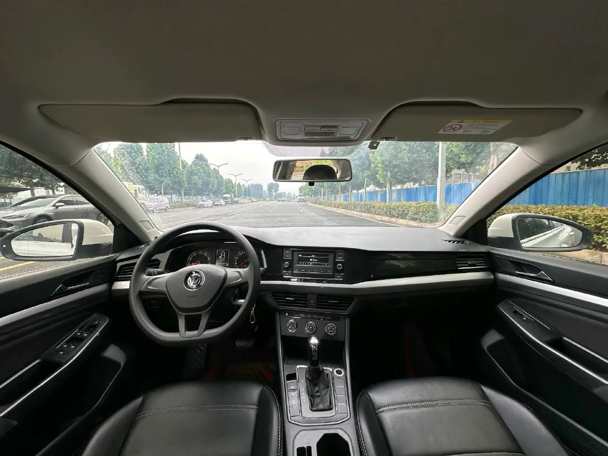 2019 Bestune T77 1.2T 143HP L4 7DCT,autocango,china used car exporter,china ev exporter,chinese used car exporter,chinese used ev exporter