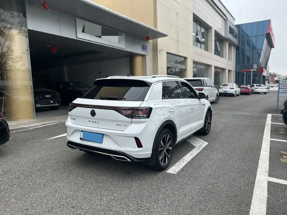 2024 Volkswagen T-Roc 1.5T 160HP L4 7DCT,autocango,china used car exporter,china ev exporter,chinese used car exporter,chinese used ev exporter