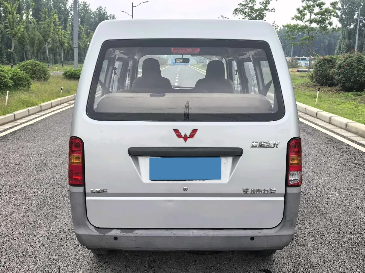 2015 WuLing ZhiGuang 1.2L 82HP L4 5MT,autocango,china used car exporter,china ev exporter,chinese used car exporter,chinese used ev exporter