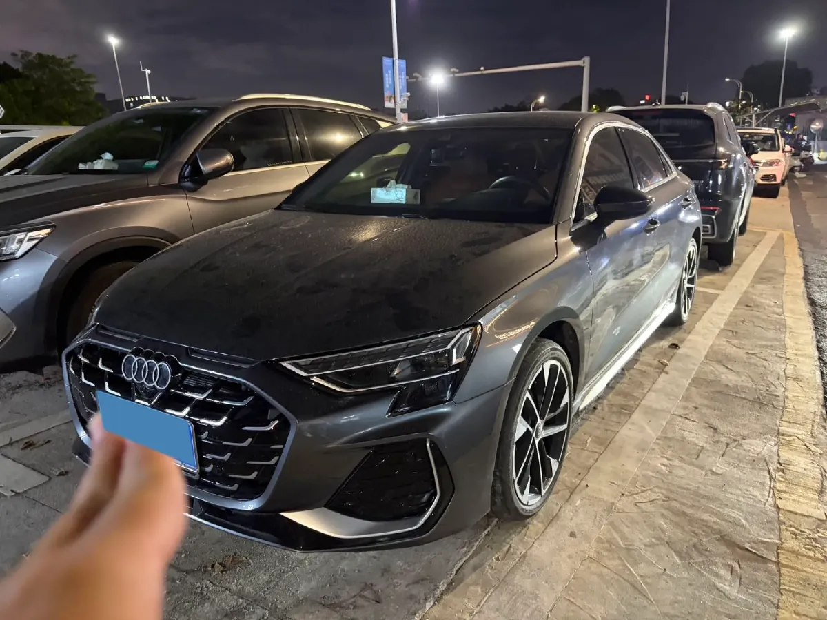 2025 Audi A3 1.5T 160HP L4 7DCT,autocango,china used car exporter,china ev exporter,chinese used car exporter,chinese used ev exporter