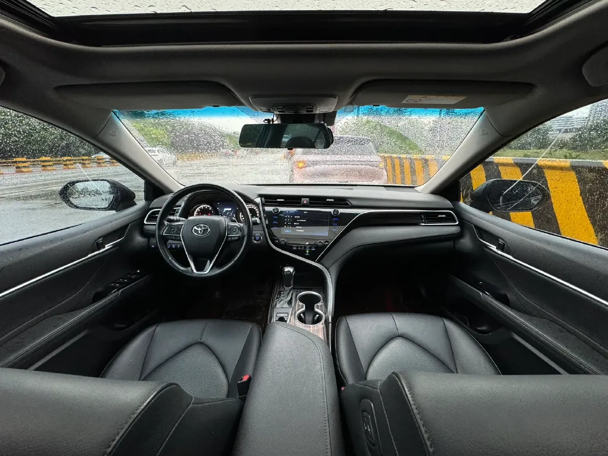 2019 Toyota Camry 2.0L 178HP L4 CVT,autocango,china used car exporter,china ev exporter,chinese used car exporter,chinese used ev exporter