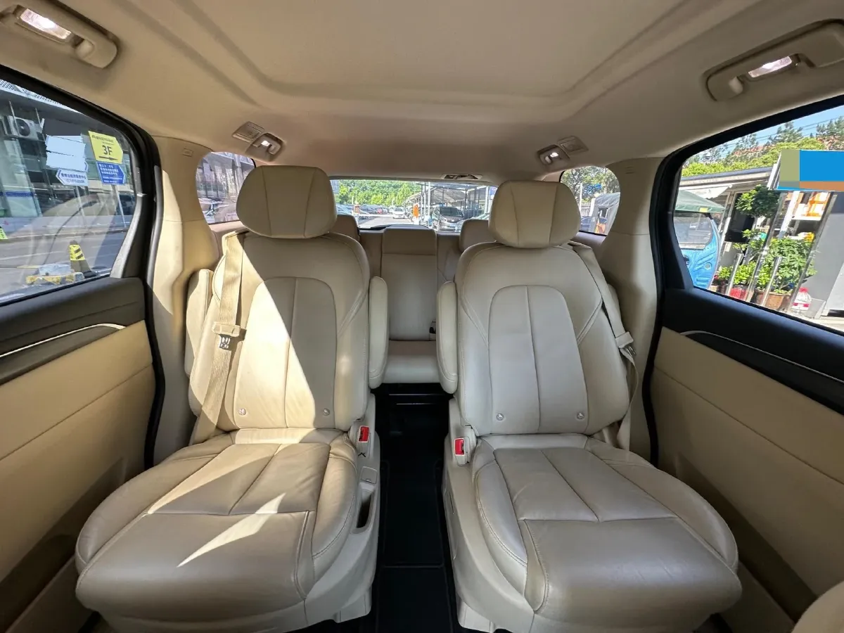 2022 Buick GL8 2.0T 237HP L4 9AT,autocango,china used car exporter,china ev exporter,chinese used car exporter,chinese used ev exporter