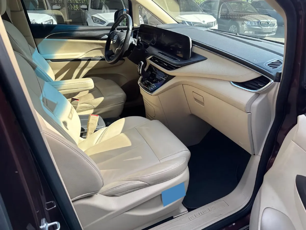 2022 Buick GL8 2.0T 237HP L4 9AT,autocango,china used car exporter,china ev exporter,chinese used car exporter,chinese used ev exporter