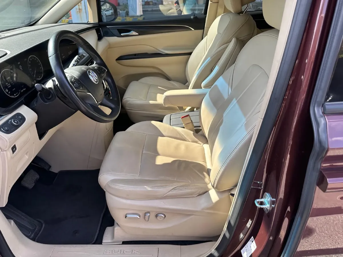 2022 Buick GL8 2.0T 237HP L4 9AT,autocango,china used car exporter,china ev exporter,chinese used car exporter,chinese used ev exporter