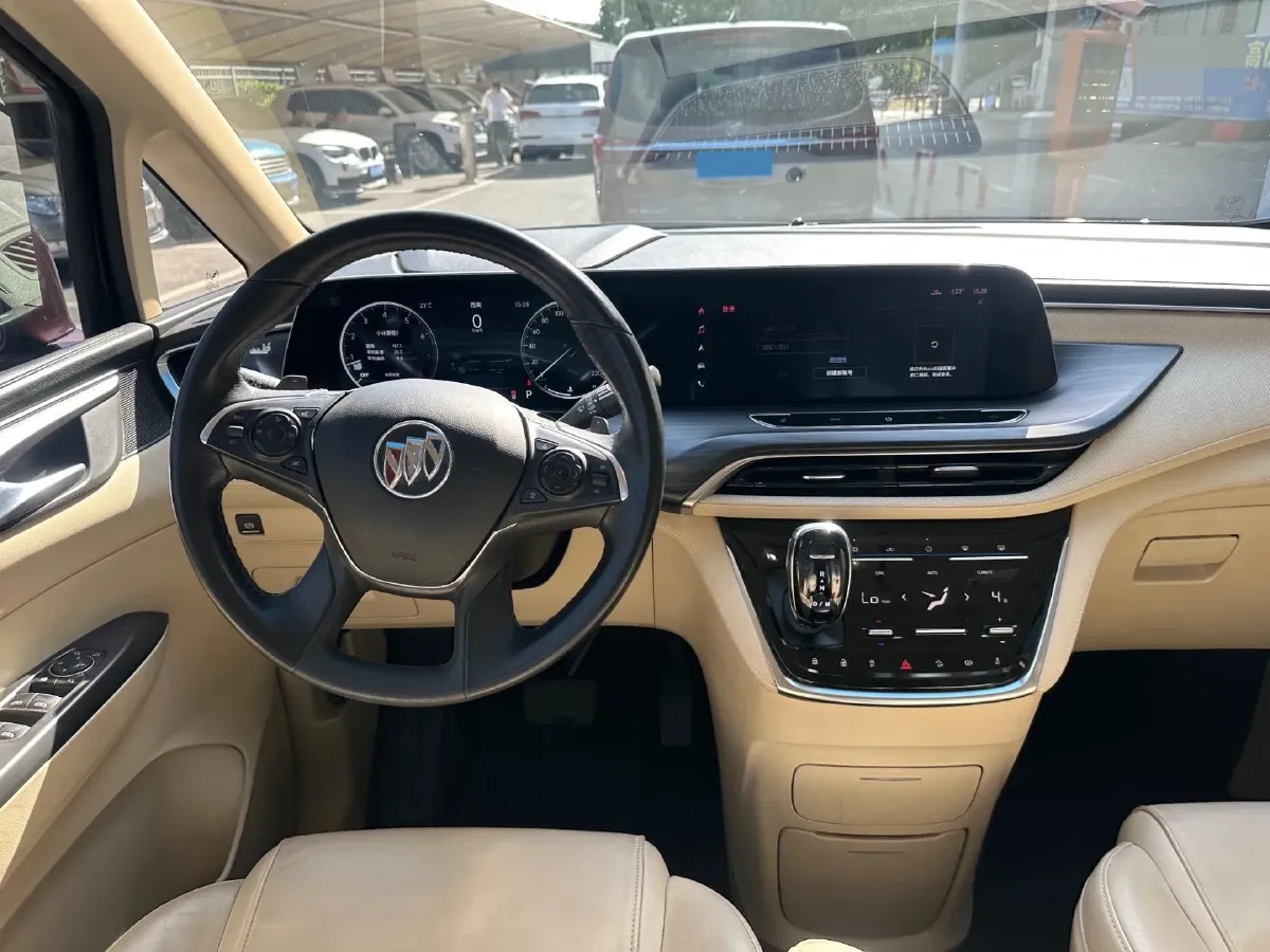 2022 Buick GL8 2.0T 237HP L4 9AT,autocango,china used car exporter,china ev exporter,chinese used car exporter,chinese used ev exporter