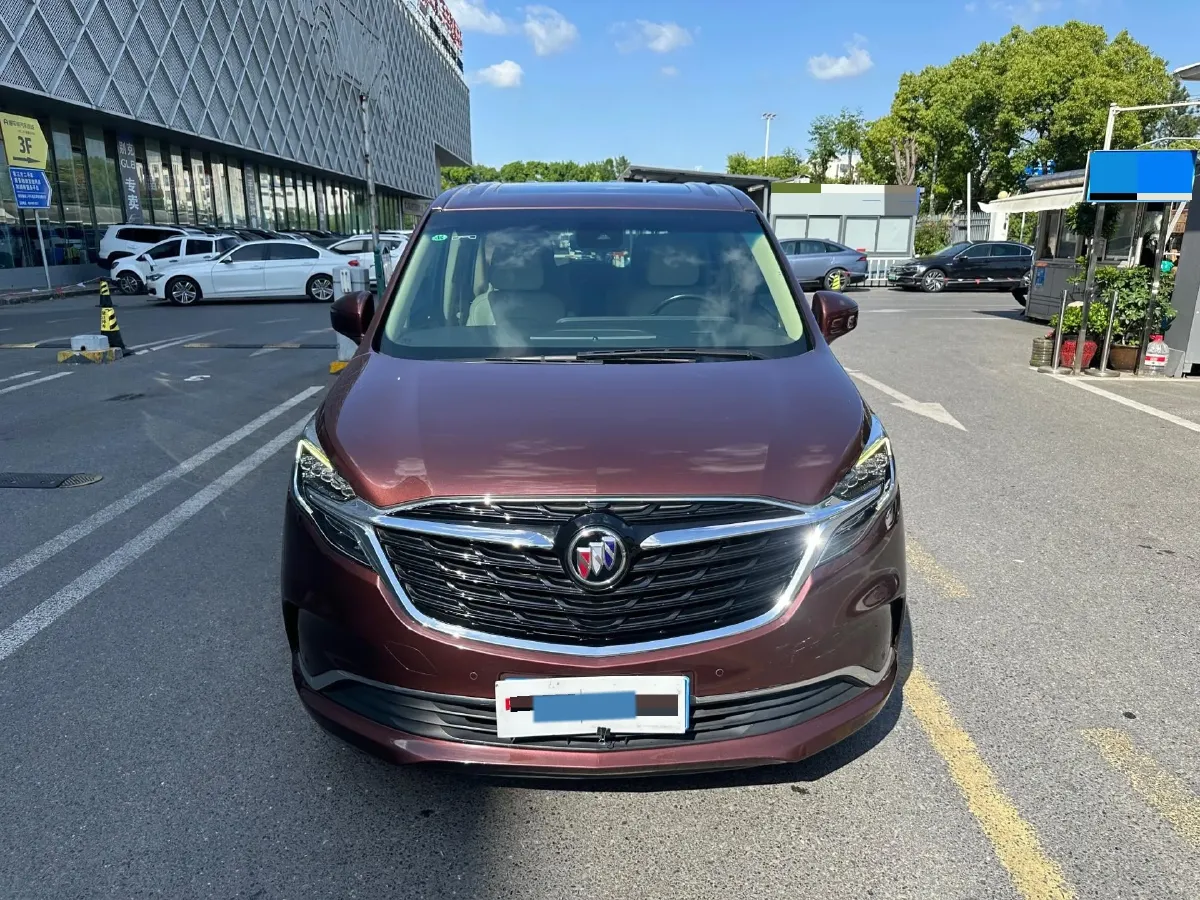 2022 Buick GL8 2.0T 237HP L4 9AT,autocango,china used car exporter,china ev exporter,chinese used car exporter,chinese used ev exporter