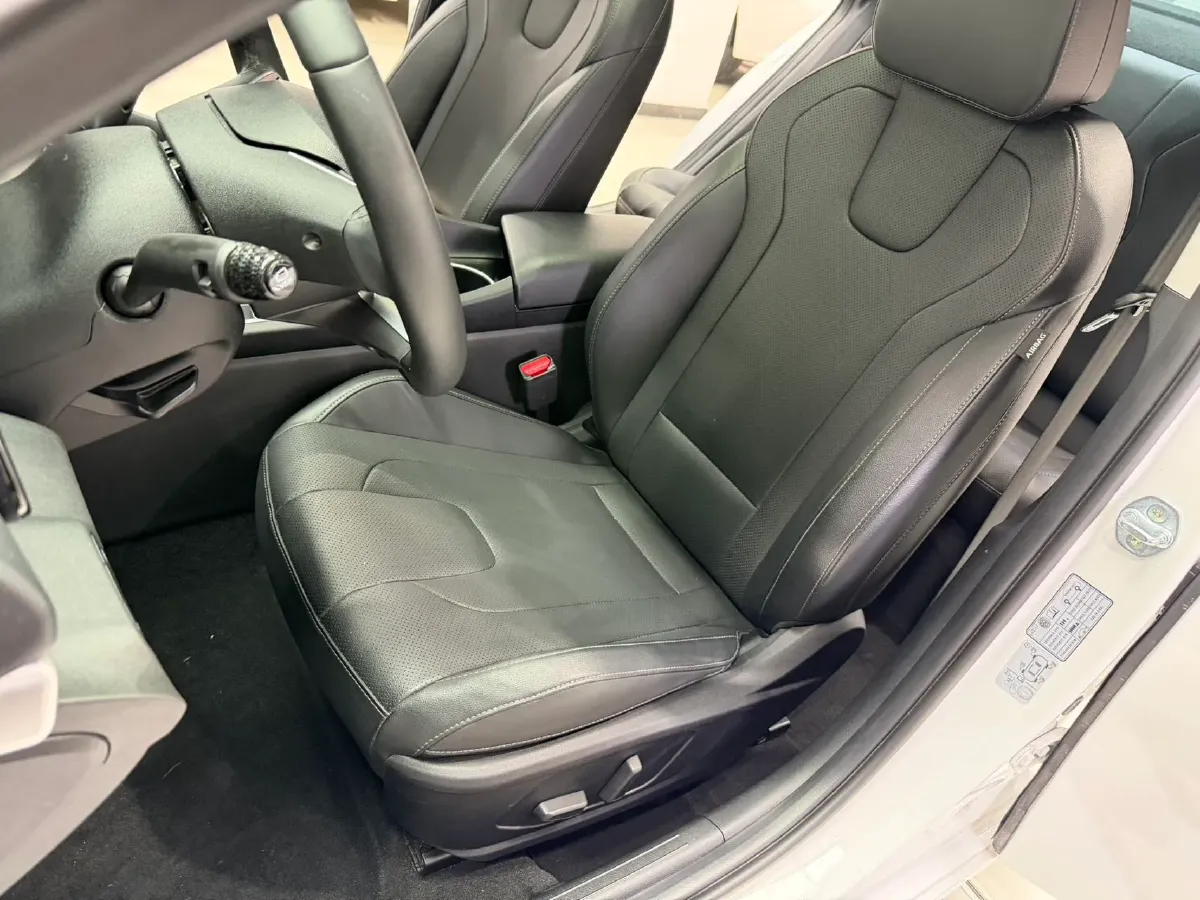 2023 Hyundai Elantra 1.5L 115HP L4 CVT,autocango,china used car exporter,china ev exporter,chinese used car exporter,chinese used ev exporter
