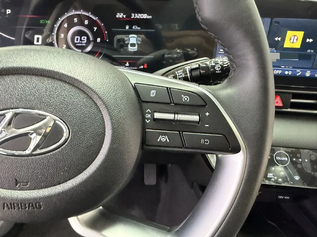 2023 Hyundai Elantra 1.5L 115HP L4 CVT,autocango,china used car exporter,china ev exporter,chinese used car exporter,chinese used ev exporter