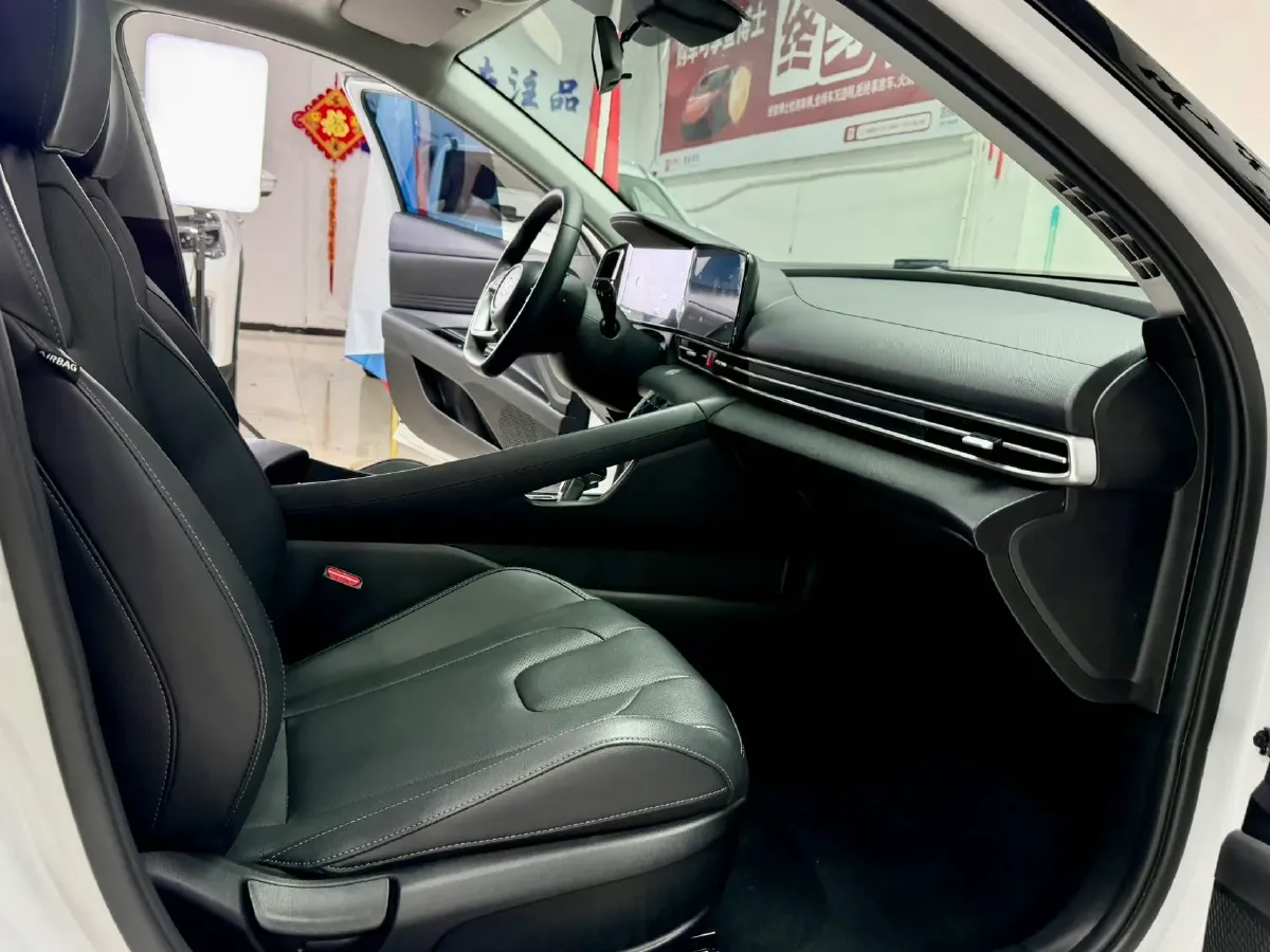 2023 Hyundai Elantra 1.5L 115HP L4 CVT,autocango,china used car exporter,china ev exporter,chinese used car exporter,chinese used ev exporter