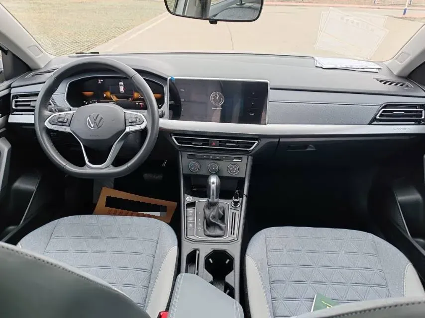 2023 Volkswagen Lavida 1.5L 110HP L4 6AT,autocango,china used car exporter,china ev exporter,chinese used car exporter,chinese used ev exporter