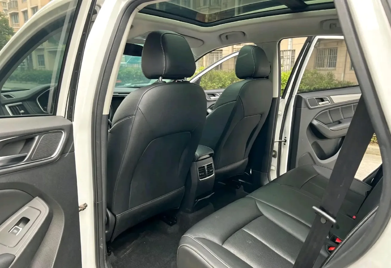 2020 Roewe RX5 1.5T 169HP L4 7DCT,autocango,china used car exporter,china ev exporter,chinese used car exporter,chinese used ev exporter