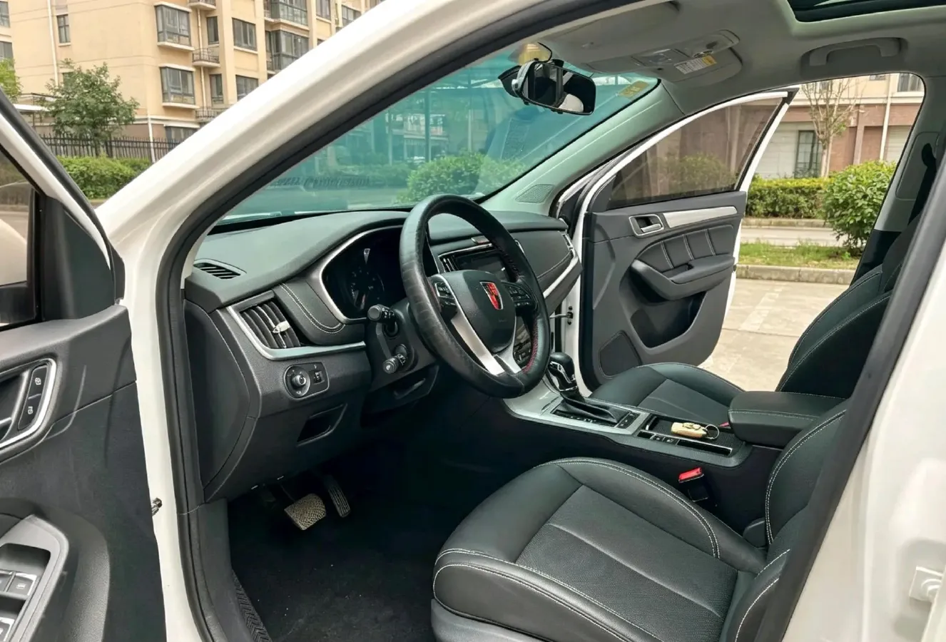 2020 Roewe RX5 1.5T 169HP L4 7DCT,autocango,china used car exporter,china ev exporter,chinese used car exporter,chinese used ev exporter