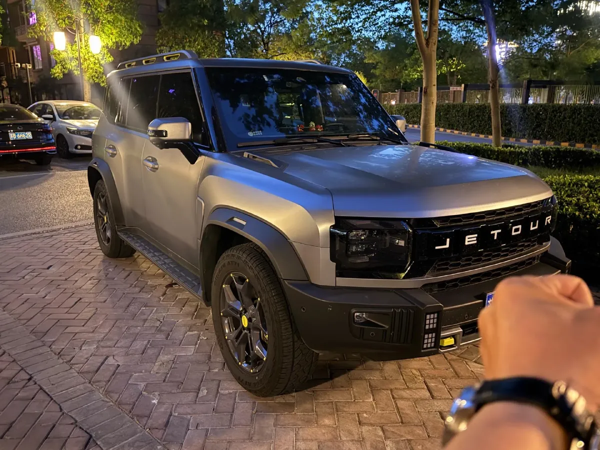 2024 Jetour Traveller 2.0T 254HP L4 7DCT,autocango,china used car exporter,china ev exporter,chinese used car exporter,chinese used ev exporter
