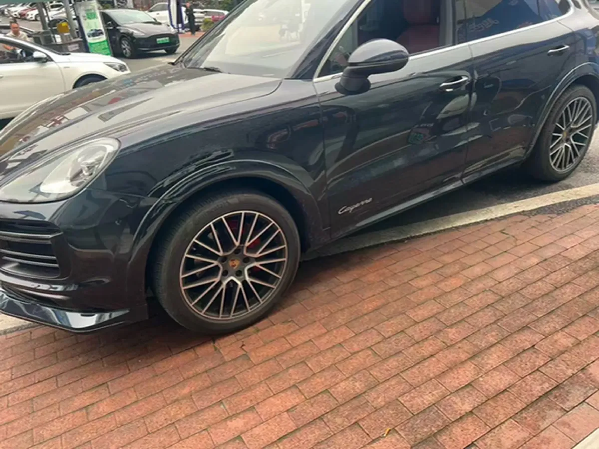 2022 Porsche Cayenne 3.0T 340HP V6 8AT,autocango,china used car exporter,china ev exporter,chinese used car exporter,chinese used ev exporter