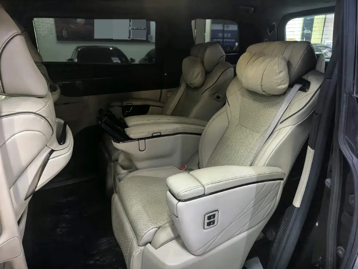 2025 Toyota Alphard 2.5L 190HP L4 E-CVT Hybrid,autocango,china used car exporter,china ev exporter,chinese used car exporter,chinese used ev exporter