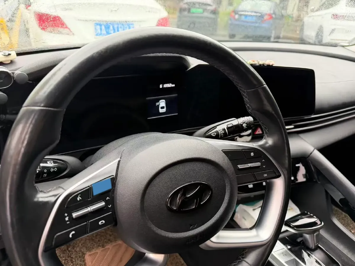 2021 Hyundai Elantra 1.5L 115HP L4 CVT,autocango,china used car exporter,china ev exporter,chinese used car exporter,chinese used ev exporter