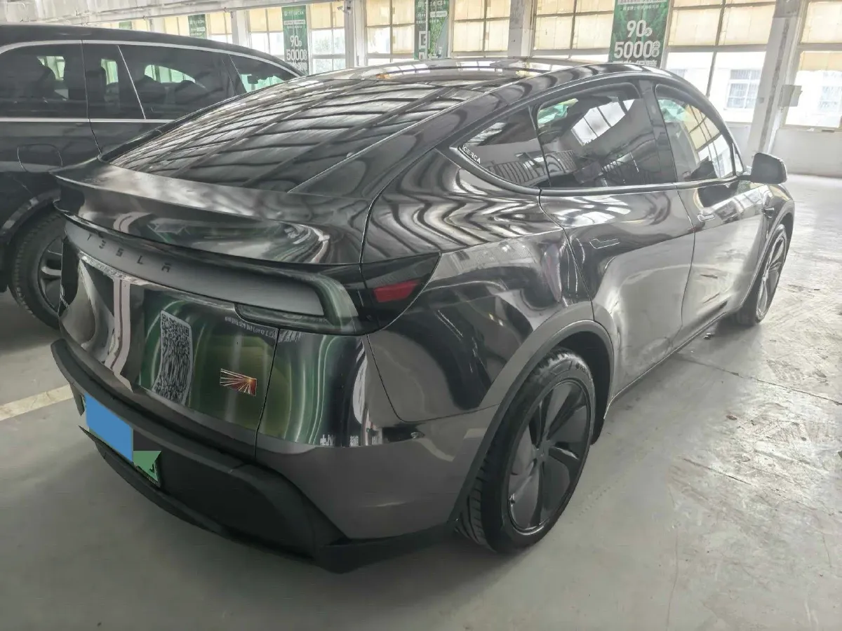 2025 Tesla Model Y BEV 78.4KWH,autocango,china used car exporter,china ev exporter,chinese used car exporter,chinese used ev exporter