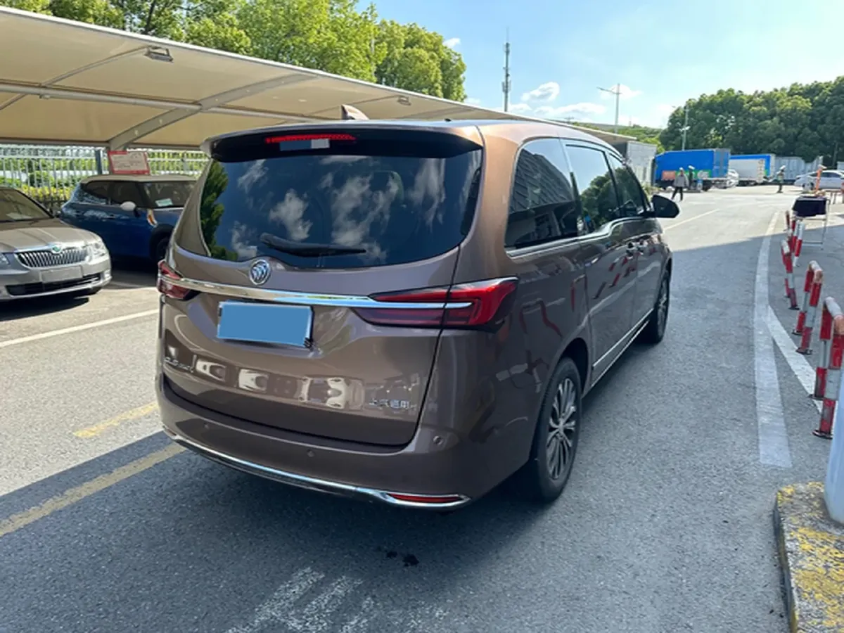 2021 Buick GL8 2.0T 237HP L4 9AT,autocango,china used car exporter,china ev exporter,chinese used car exporter,chinese used ev exporter