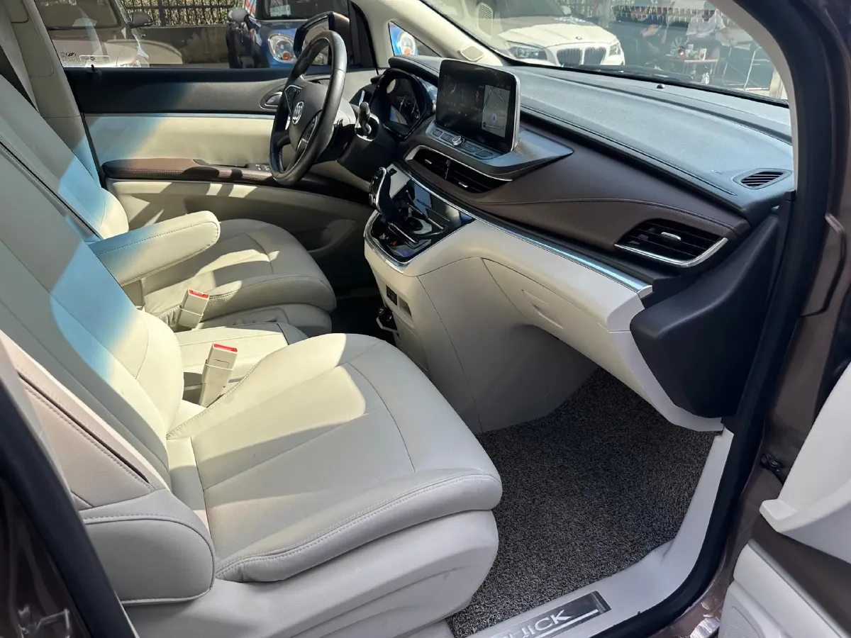 2021 Buick GL8 2.0T 237HP L4 9AT,autocango,china used car exporter,china ev exporter,chinese used car exporter,chinese used ev exporter