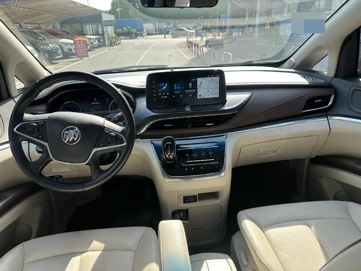 2021 Buick GL8 2.0T 237HP L4 9AT,autocango,china used car exporter,china ev exporter,chinese used car exporter,chinese used ev exporter