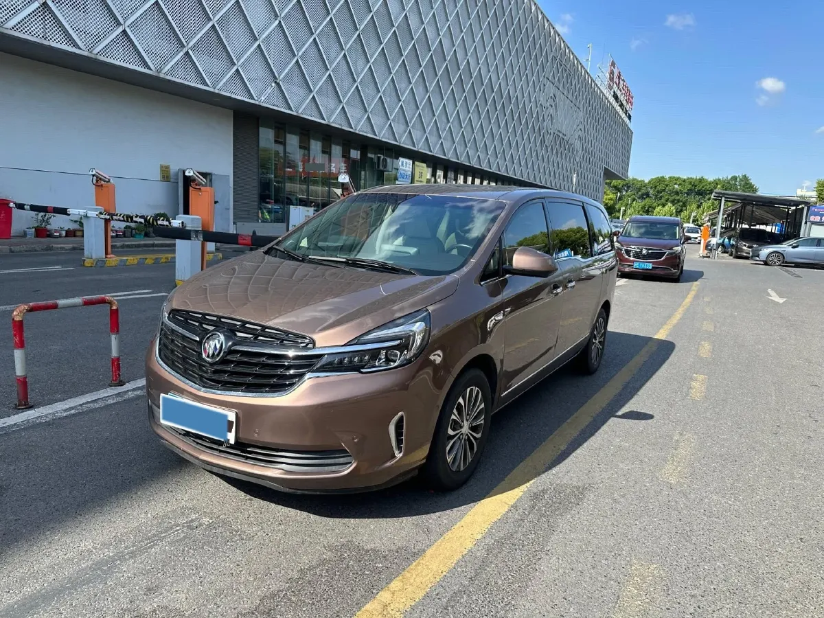 2021 Buick GL8 2.0T 237HP L4 9AT,autocango,china used car exporter,china ev exporter,chinese used car exporter,chinese used ev exporter