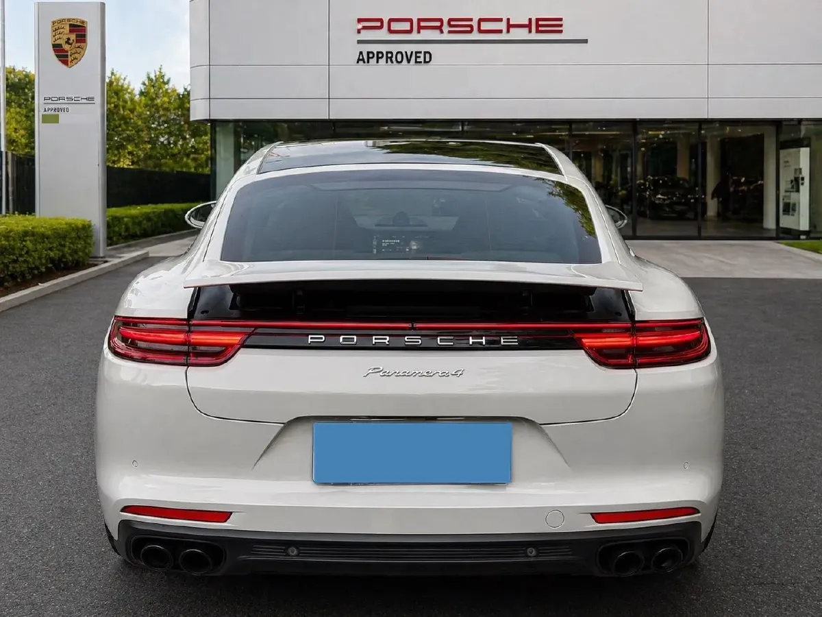 2017 BMW 7 Series 3.0T 326HP L6 8AT,autocango,china used car exporter,china ev exporter,chinese used car exporter,chinese used ev exporter