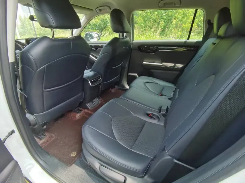 2023 Toyota Highlander 2.5L 189HP L4 E-CVT Hybrid,autocango,china used car exporter,china ev exporter,chinese used car exporter,chinese used ev exporter