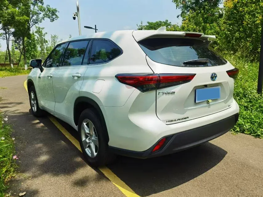 2023 Toyota Highlander 2.5L 189HP L4 E-CVT Hybrid,autocango,china used car exporter,china ev exporter,chinese used car exporter,chinese used ev exporter