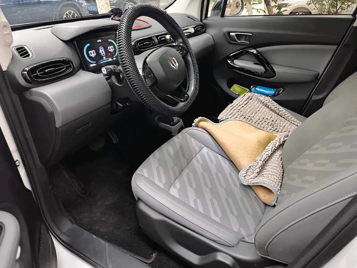 2025 Leapmotor T03 BEV 31.9KWH,autocango,china used car exporter,china ev exporter,chinese used car exporter,chinese used ev exporter