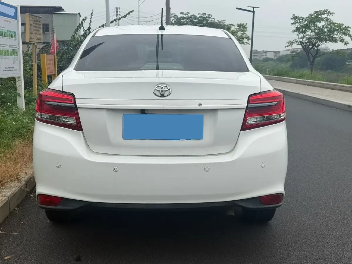 2020 Toyota Yaris L 1.5L 110HP L4 CVT,autocango,china used car exporter,china ev exporter,chinese used car exporter,chinese used ev exporter