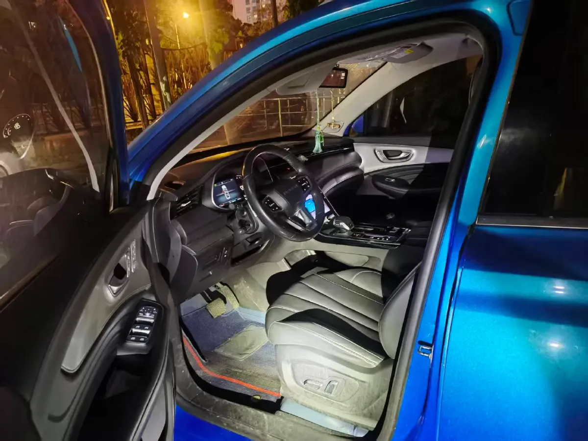 2019 Roewe RX5 MAX 2.0T 231HP L4 6DCT,autocango,china used car exporter,china ev exporter,chinese used car exporter,chinese used ev exporter